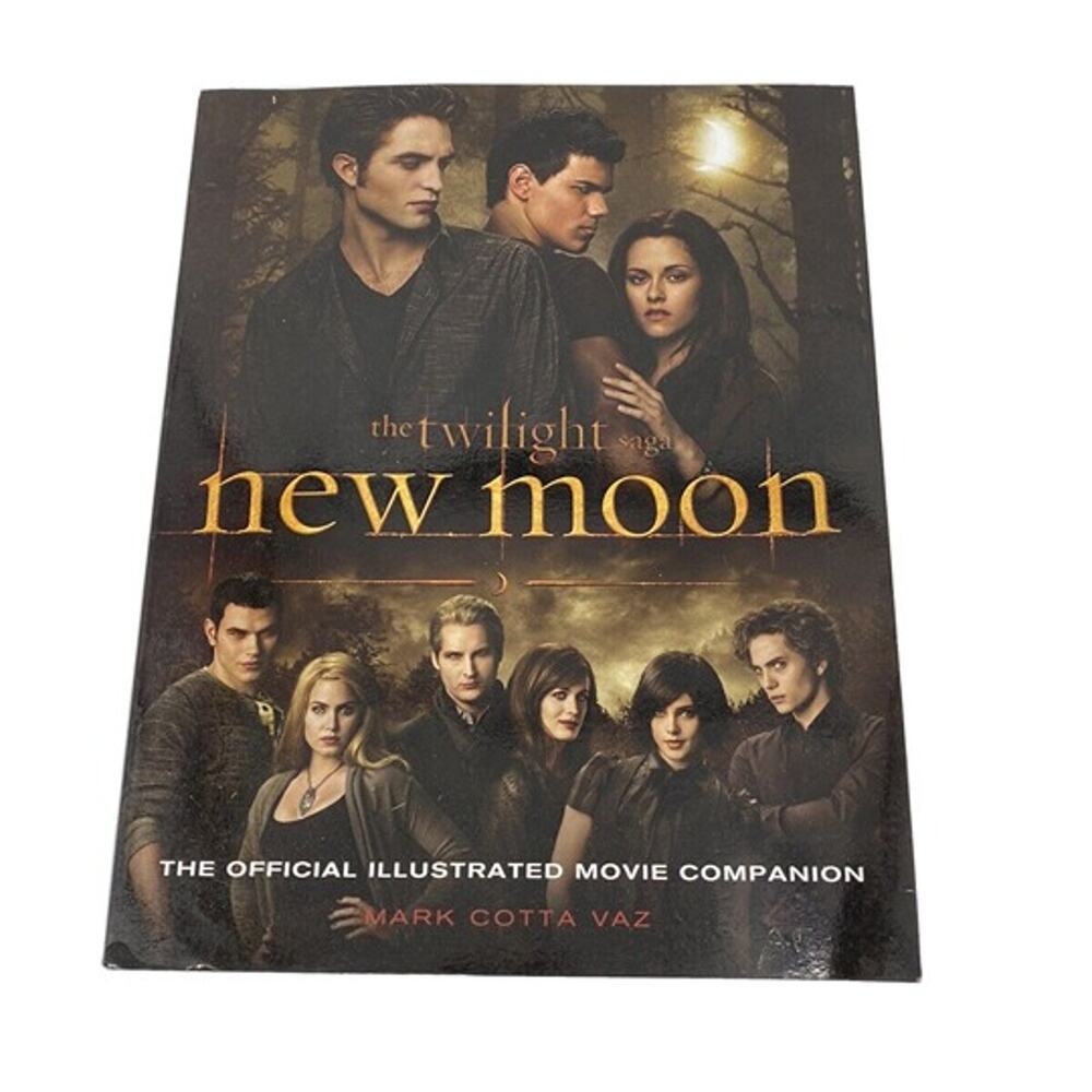 The Twilight Saga: New Moon Official Illustrated Movie Companion Hardcover Book
